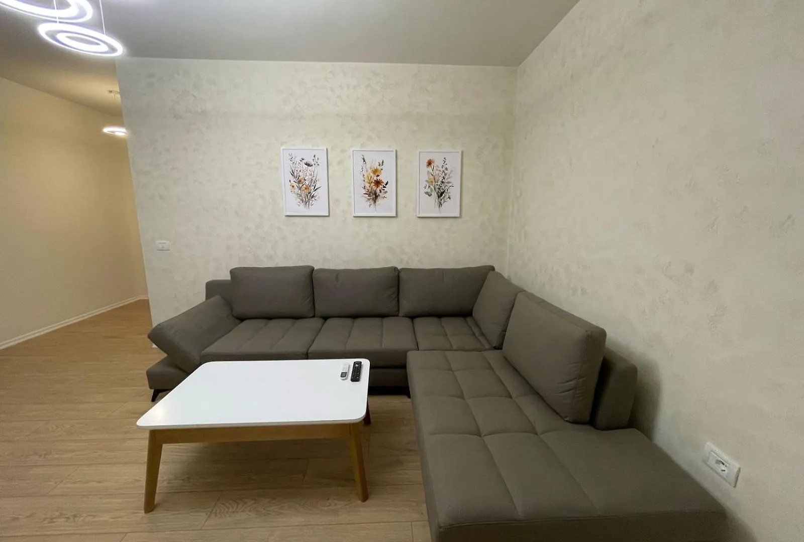 Margen Apartments - Tirana City Center 0*,