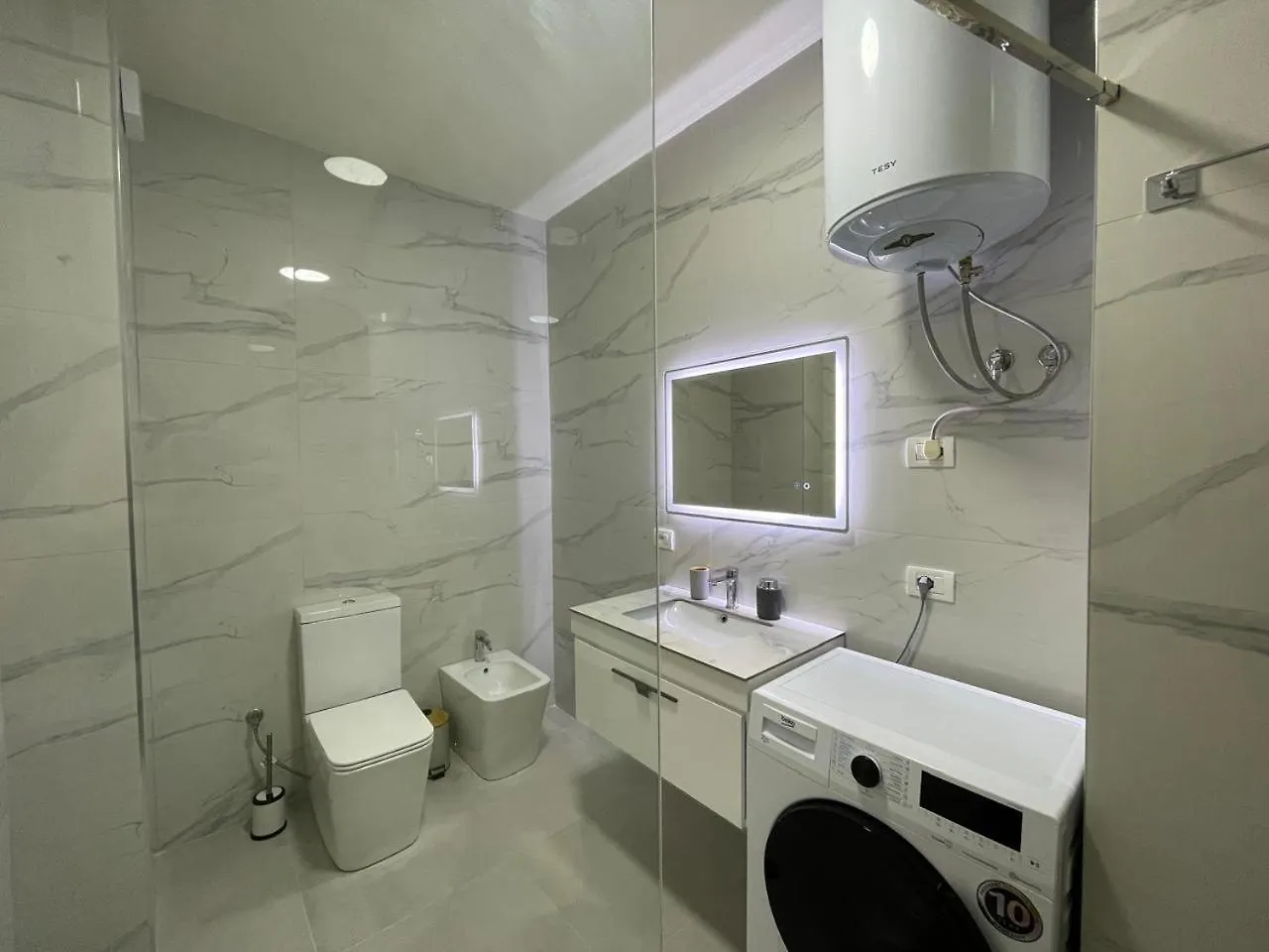 Margen Apartments - Tirana City Center 0*,  Albania